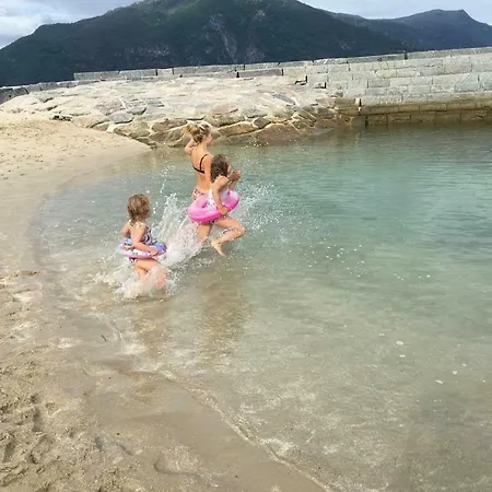 Holmen * بليستران