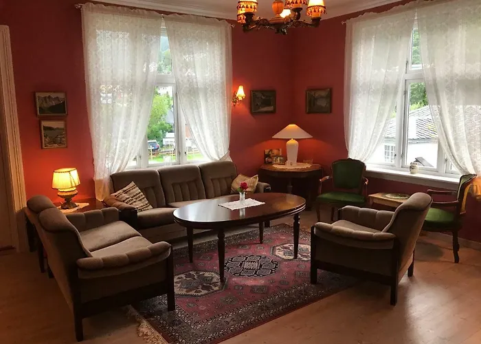 Villa Holmen Balestrand